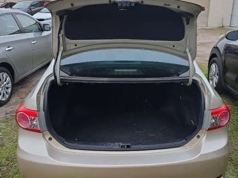 Used 2011 Toyota Corolla S image 10