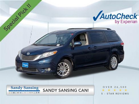 Used 2011 Toyota Sienna XLE w/ Entertainment Pkg FWD image 1