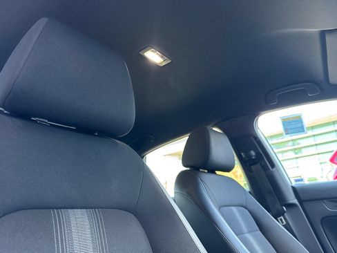 Certified 2025 Honda Civic Sport image 16