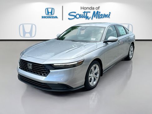 New 2025 Honda Accord LX image 3