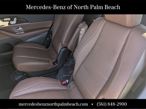 New 2026 Mercedes-Benz GLS 580 4MATIC image 14