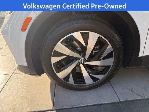Certified 2022 Volkswagen ID.4 Pro S image 22