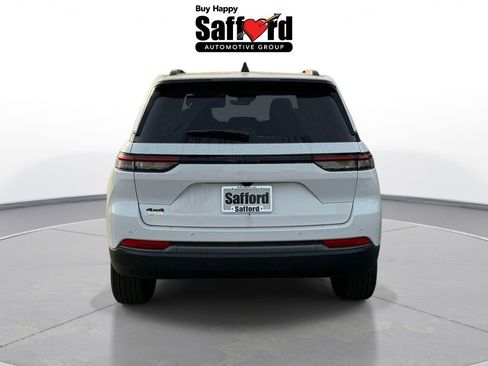 New 2026 Jeep Grand Cherokee 4WD image 8