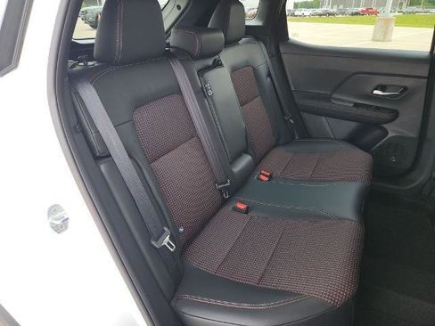 Certified 2025 Nissan Kicks SR FWD image 14