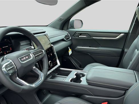 New 2026 GMC Acadia Elevation w/ Elevation Premium Package AWD/4WD image 17