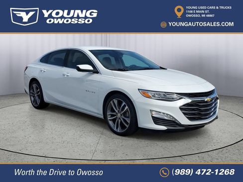 Used 2023 Chevrolet Malibu LT w/ Driver Confidence Package FWD image 2