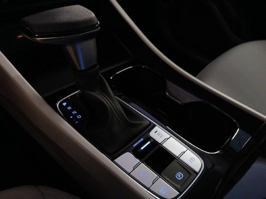 New 2026 Hyundai Tucson SEL FWD image 17