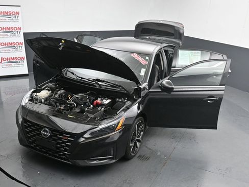 Used 2023 Nissan Altima 2.5 SR image 44