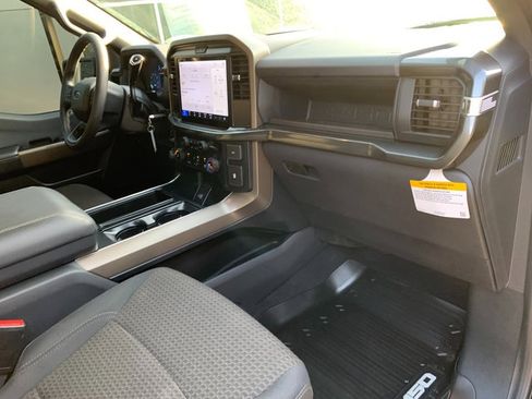 Used 2025 Ford F150 STX w/ Equipment Group 201A FX4 AWD/4WD image 12