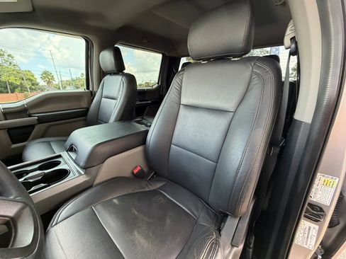 Used 2020 Ford F250 XLT w/ XLT Premium Package AWD/4WD image 14