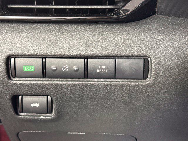 Used 2020 Nissan Sentra SV FWD image 20