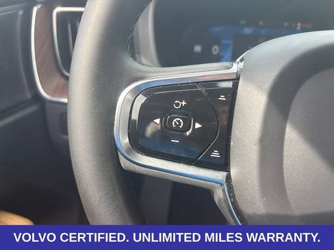 Certified 2024 Volvo XC60 B5 Ultimate w/ Climate Package AWD/4WD image 23