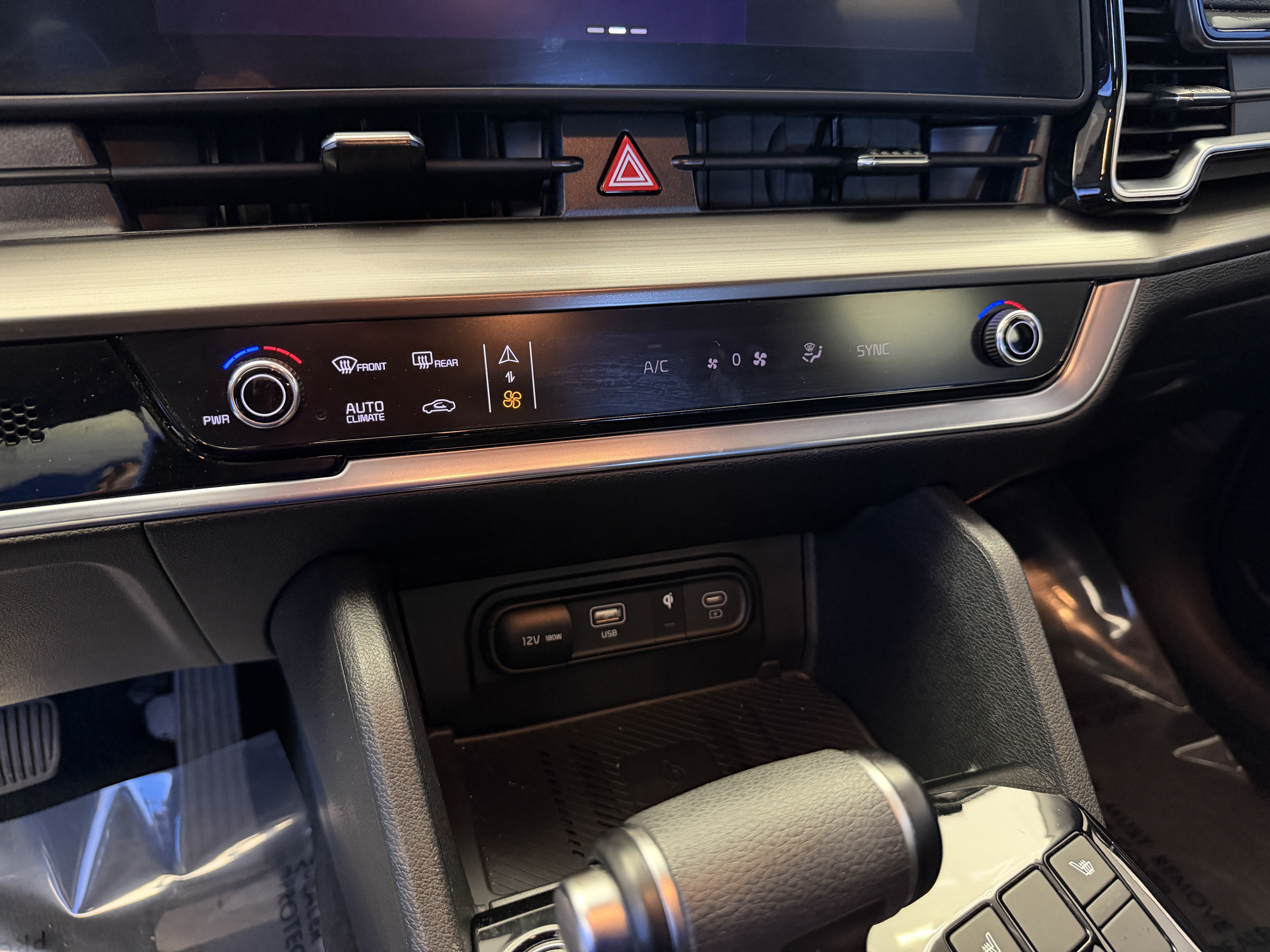Used 2025 Kia Sportage EX FWD image 20
