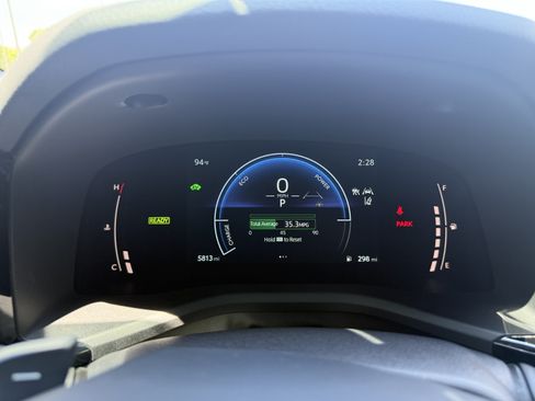 Certified 2025 Toyota Camry SE FWD image 7