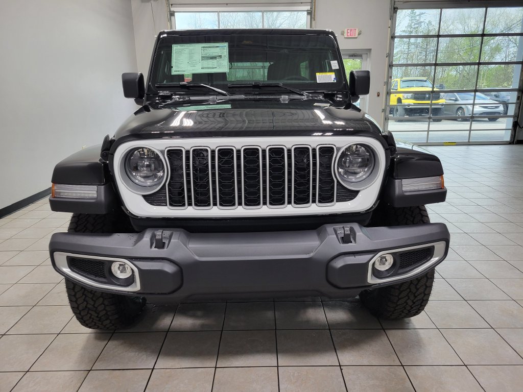New 2026 Jeep Wrangler Unlimited Sahara w/ Whitecap Package AWD/4WD image 2
