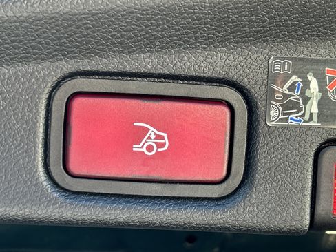 Certified 2023 Mercedes-Benz E 450 Cabriolet image 22