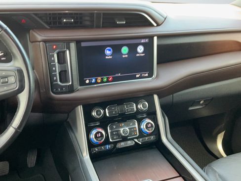 Used 2021 GMC Yukon Denali w/ LPO, Illumination Package AWD/4WD image 8