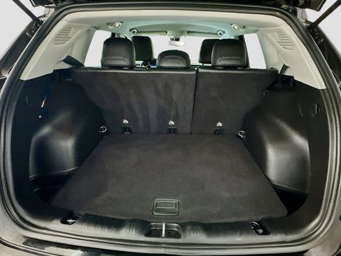 Used 2022 Jeep Compass Limited image 29