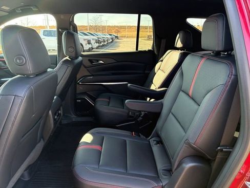 New 2026 Chevrolet Traverse RS image 17