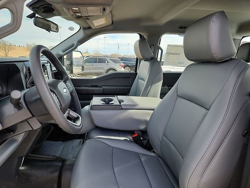 New 2026 Ford F350 XL w/ XL Chrome Package image 7