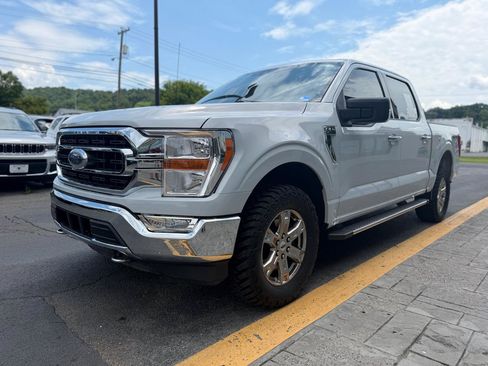 Used 2021 Ford F150 XLT w/ Equipment Group 301A Mid AWD/4WD image 4