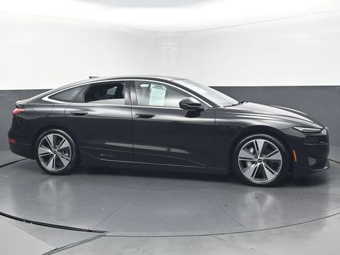 Used 2025 Audi A6 e-tron Prestige w/ Black Warm Weather Package AWD/4WD image 11