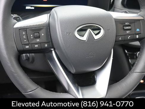 Certified 2026 INFINITI QX60 Luxe w/ Cargo Package AWD/4WD image 19