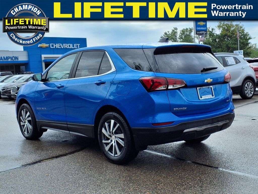 Used 2024 Chevrolet Equinox LT AWD/4WD image 7