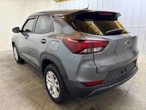 Used 2021 Chevrolet TrailBlazer LS FWD image 8