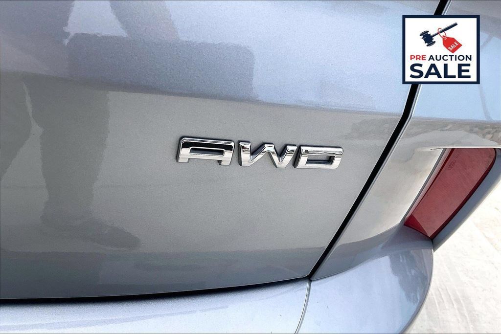 Used 2024 Ford Escape ST-Line w/ Tech Pack #1 AWD/4WD image 8
