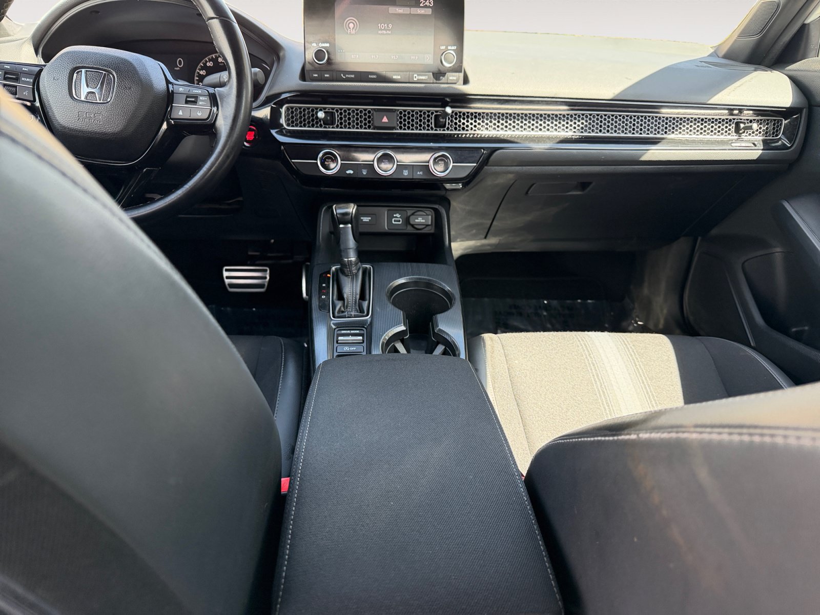 Used 2024 Honda Civic Sport image 11