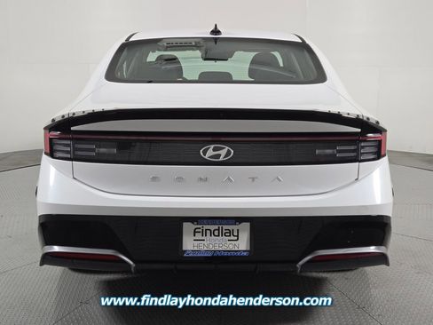 Used 2026 Hyundai Sonata SEL FWD image 5