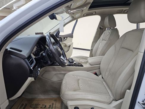 Used 2017 Audi Q7 3.0T Prestige w/ Prestige Package image 18