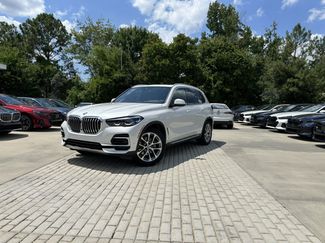 Used 2023 BMW X5 xDrive40i w/ Premium Package AWD/4WD video 1