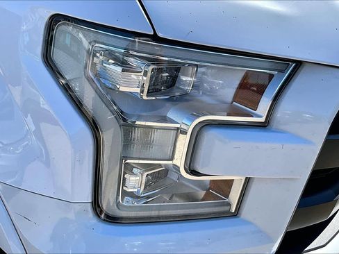 Used 2016 Ford F150 Lariat w/ Equipment Group 502A Luxury image 27