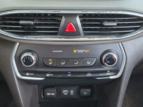 Used 2020 Hyundai Santa Fe SE FWD image 16