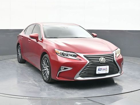 Used 2017 Lexus ES 350 w/ Luxury Package FWD image 17