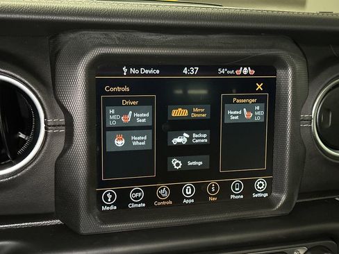 Used 2022 Jeep Wrangler Unlimited Sahara w/ Cold Weather Group image 32