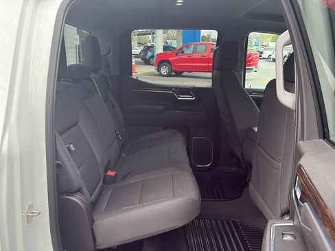 Used 2022 GMC Sierra 1500 Elevation AWD/4WD image 10