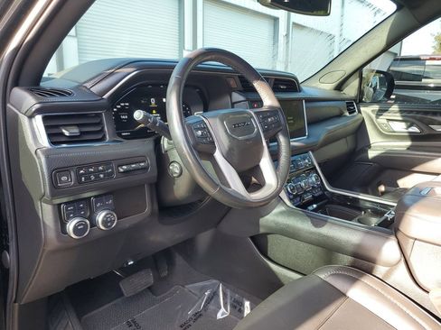 Used 2022 GMC Yukon Denali AWD/4WD image 19