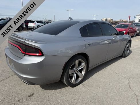Used 2018 Dodge Charger R/T image 5