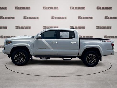 Used 2023 Toyota Tacoma TRD Sport AWD/4WD image 2