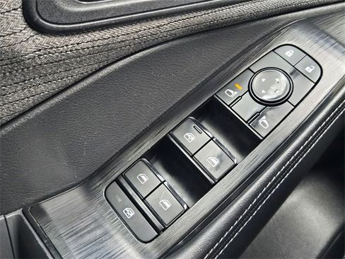 Used 2021 Nissan Rogue S image 30