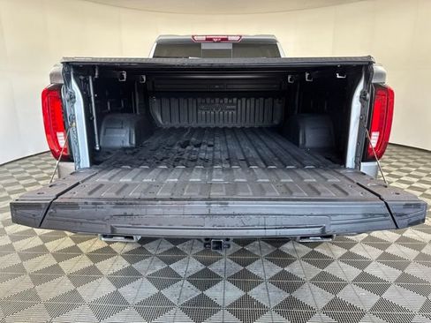 Used 2025 GMC Sierra 1500 Denali w/ Technology Package AWD/4WD image 21