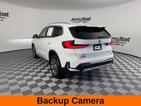 Used 2025 BMW X1 xDrive28i image 9