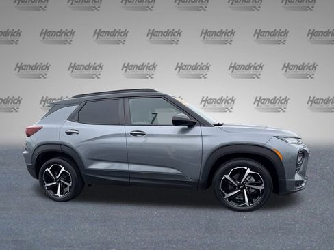 Certified 2022 Chevrolet TrailBlazer RS w/ Driver Confidence Package image 11