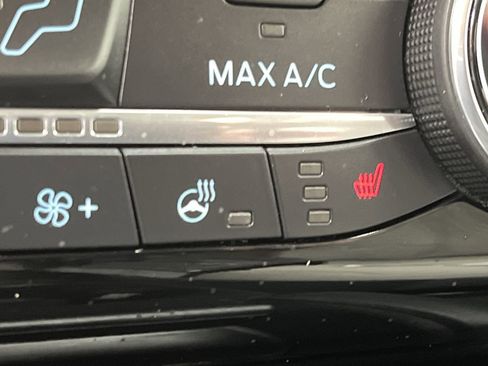 Certified 2022 Ford Escape SE w/ Convenience Package image 22