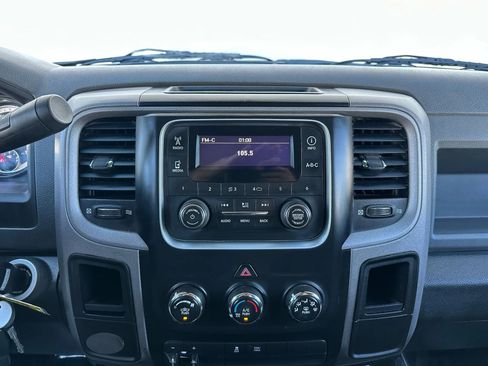Used 2014 RAM 2500 Tradesman w/ Chrome Appearance Group AWD/4WD image 18