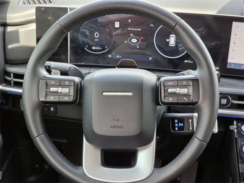Used 2024 Hyundai Santa Fe Limited image 24