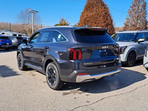 New 2026 Kia Sorento S w/ S Panoramic Sunroof Package FWD image 6